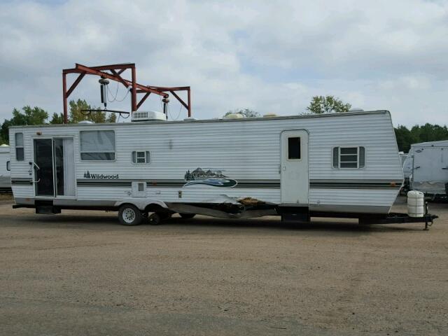 4X4TWDP243B041910 - 2003 WILDWOOD WILDWOOD WHITE photo 1