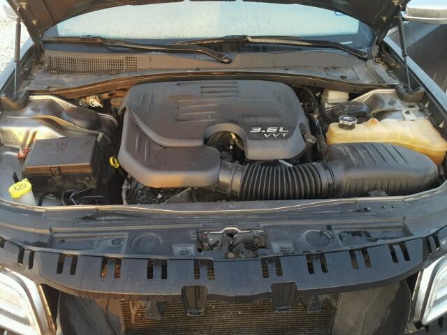 2C3CCACG4CH199738 - 2012 CHRYSLER 300 GRAY photo 7