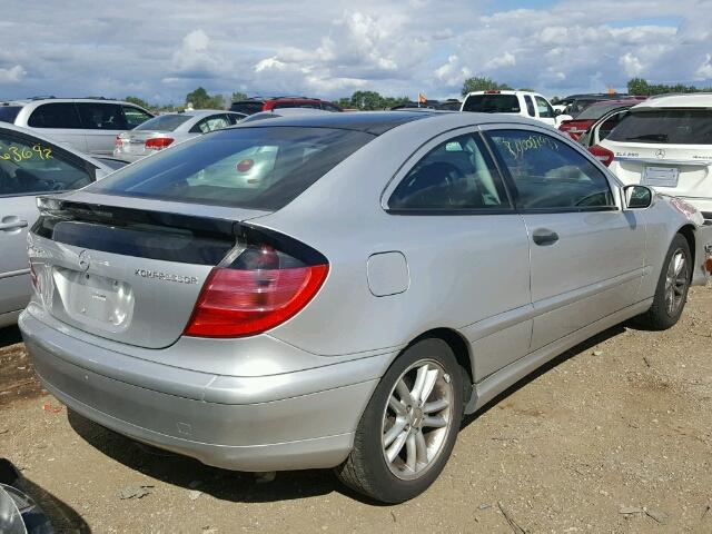 WDBRN47JX2A303555 - 2002 MERCEDES-BENZ C SILVER photo 4