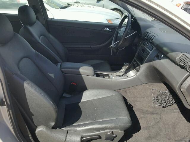 WDBRN47JX2A303555 - 2002 MERCEDES-BENZ C SILVER photo 5