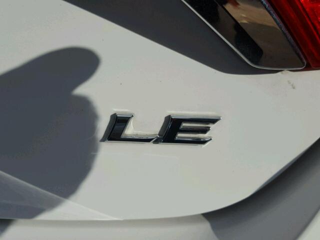 4T1BF1FK4GU164338 - 2016 TOYOTA CAMRY LE 白色 照片 9