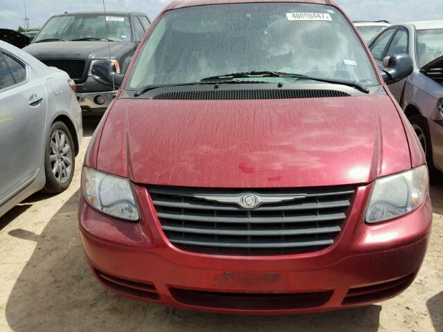 1A4GJ45R57B198688 - 2007 CHRYSLER TOWN & COU 栗色 照片 9