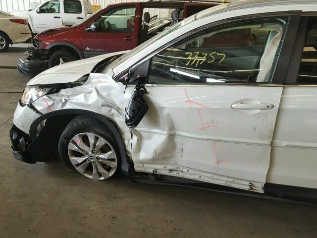 5J6RM4H79DL033145 - 2013 HONDA CR-V EXL WHITE photo 9