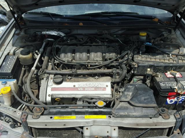 JN1CA31A01T101108 - 2001 NISSAN MAXIMA GXE SILVER photo 7