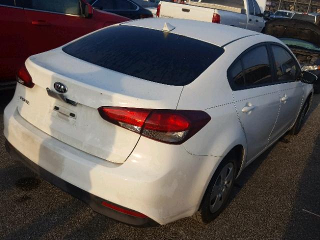 3KPFK4A75HE080177 - 2017 KIA FORTE LX WHITE photo 3