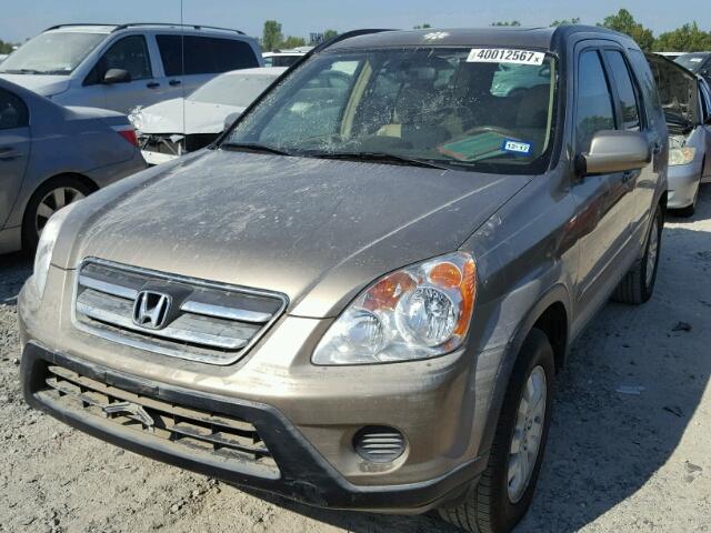 JHLRD78935C008920 - 2005 HONDA CR-V SE GOLD photo 2