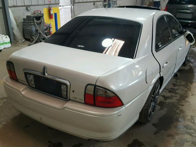 1LNHM87A75Y651831 - 2005 LINCOLN LS 白色 照片 4