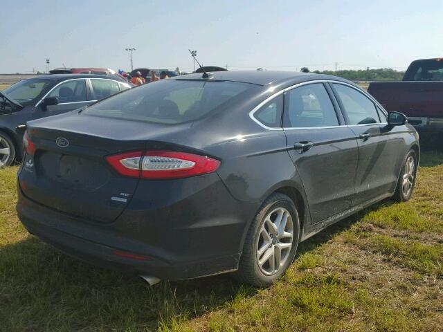 3FA6P0HD3GR224215 - 2016 FORD FUSION SE BLACK photo 4