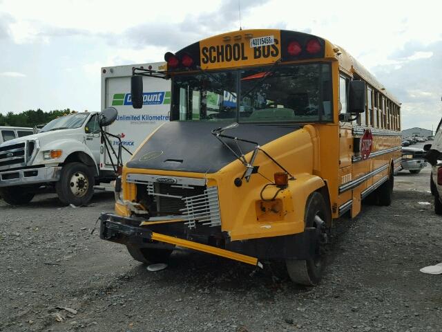 4UZAAXDD96CV21776 - 2006 FREIGHTLINER CHASSIS FS YELLOW photo 2