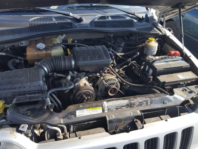 1J4GL38K43W686889 - 2003 JEEP LIBERTY RE SILVER photo 7
