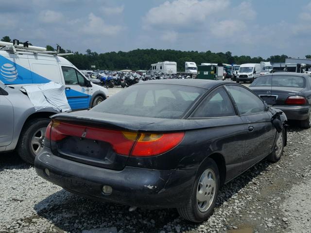 1G8ZR12752Z285445 - 2002 SATURN SC2 BLACK photo 4