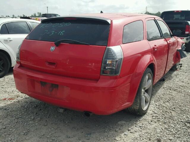 2D4FV47TX8H130462 - 2008 DODGE MAGNUM RED photo 4