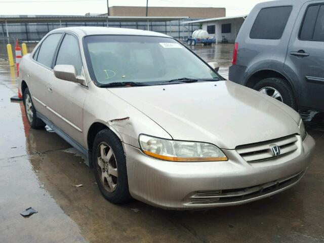 1HGCG56541A073152 - 2001 HONDA ACCORD LX TAN photo 1