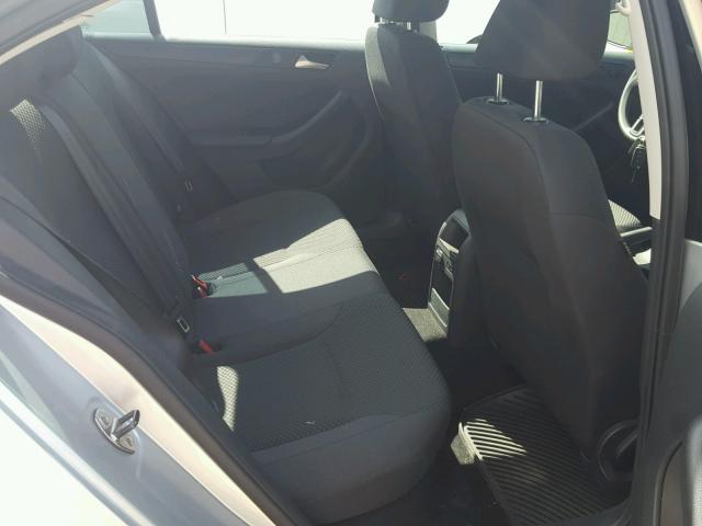 3VW1K7AJ2EM331159 - 2014 VOLKSWAGEN JETTA BASE SILVER photo 6