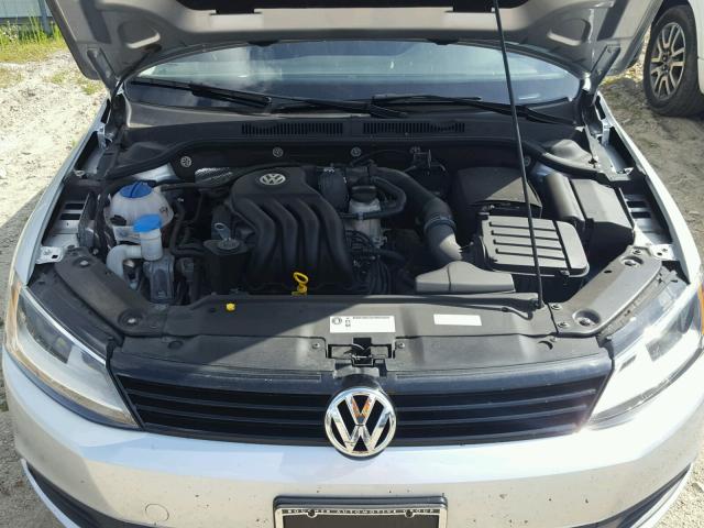 3VW1K7AJ2EM331159 - 2014 VOLKSWAGEN JETTA BASE SILVER photo 7