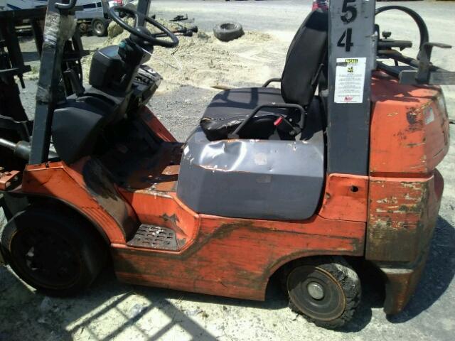 7FGCU2570867 - 2001 TOYOTA FORKLIFT ORANGE photo 10