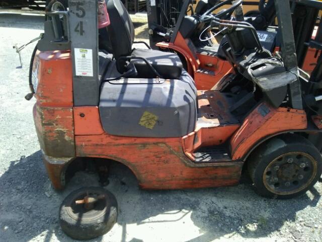 7FGCU2570867 - 2001 TOYOTA FORKLIFT ORANGE photo 9