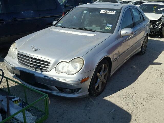 WDBRF52H87E023219 - 2007 MERCEDES-BENZ C 230 GRAY photo 2