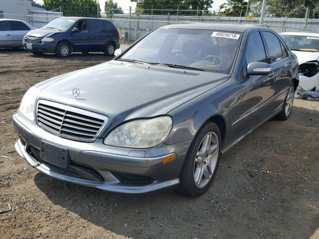 WDBNG75J06A471322 - 2006 MERCEDES-BENZ S 500 GRAY photo 2