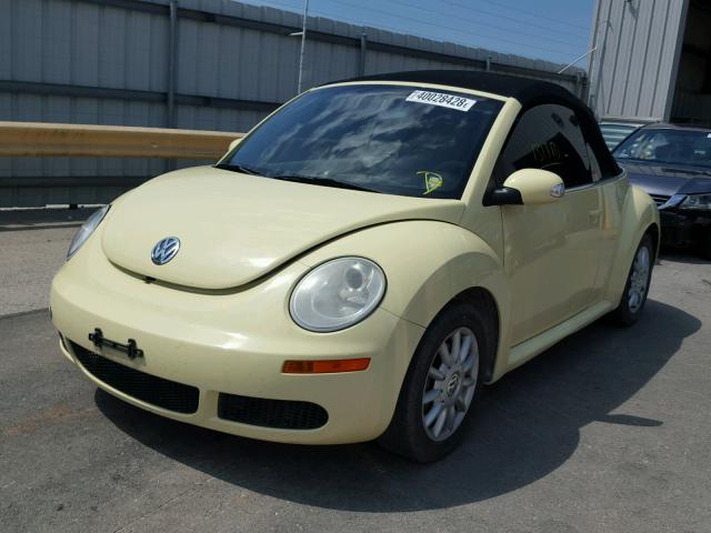 3VWRF31Y76M321211 - 2006 VOLKSWAGEN NEW BEETLE Sarı foto 2