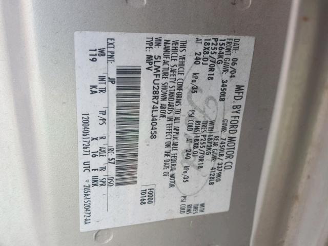 5LMFU28R74LJ40458 - 2004 LINCOLN NAVIGATOR ვერცხლისფერი ფოტო 10