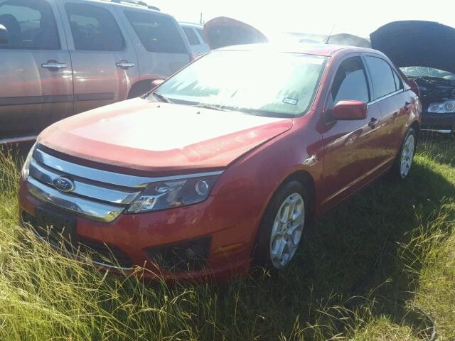 3FAHP0HAXBR329423 - 2011 FORD FUSION SE RED photo 2