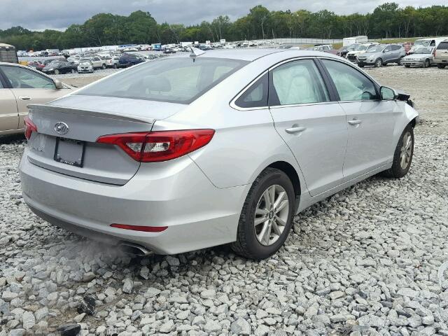 5NPE24AF1HH506347 - 2017 HYUNDAI SONATA SE SILVER photo 4