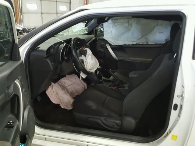 JTKJF5C7XC3026092 - 2012 TOYOTA SCION TC 白色 照片 5