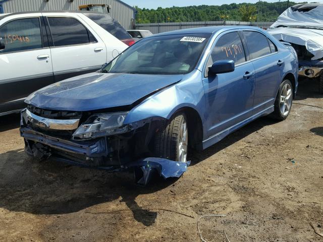 3FAHP0KC7AR421825 - 2010 FORD FUSION SPO BLUE photo 2