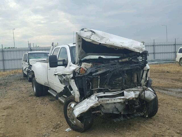 1GT424C80DF225879 - 2013 GMC SIERRA K35 WHITE photo 1