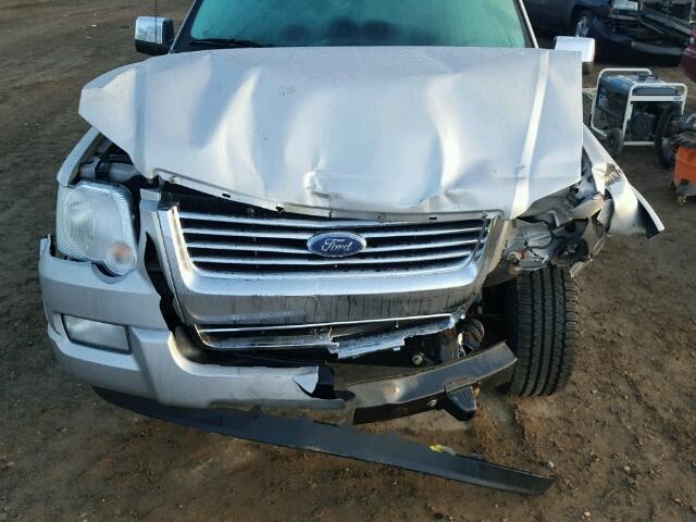 1FMEU75E06UA19975 - 2006 FORD EXPLORER L SILVER photo 7