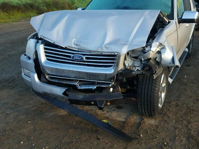 1FMEU75E06UA19975 - 2006 FORD EXPLORER L SILVER photo 9