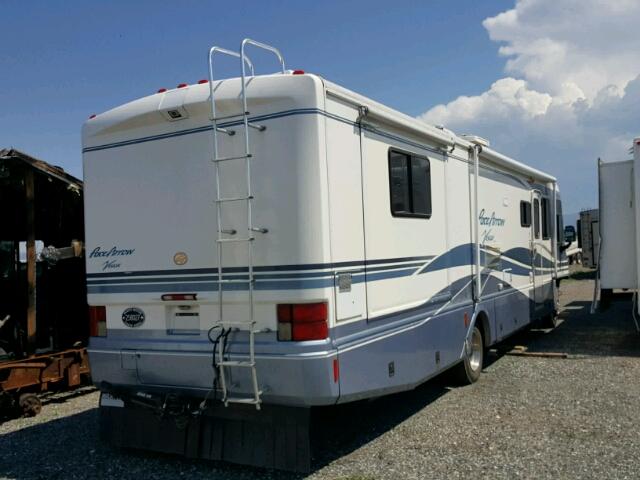 3FCNF53S2XJA28678 - 1999 COACH MOTORHOME BLUE photo 4