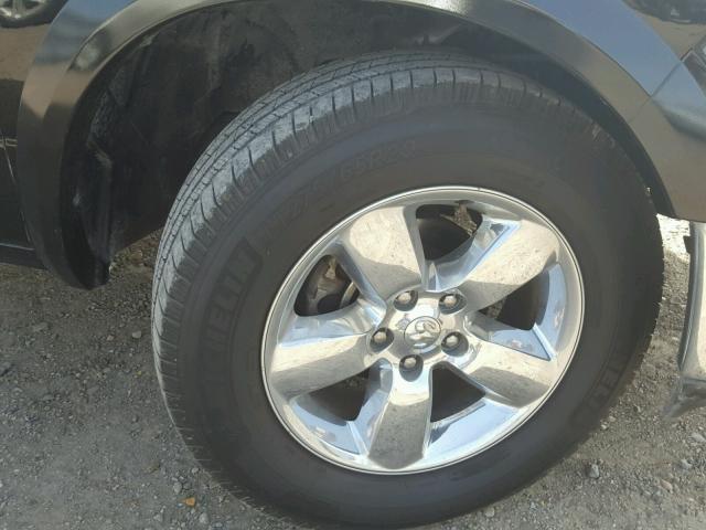 1C6RR7GT1GS221814 - 2016 RAM 1500 SLT შავი ფოტო 9