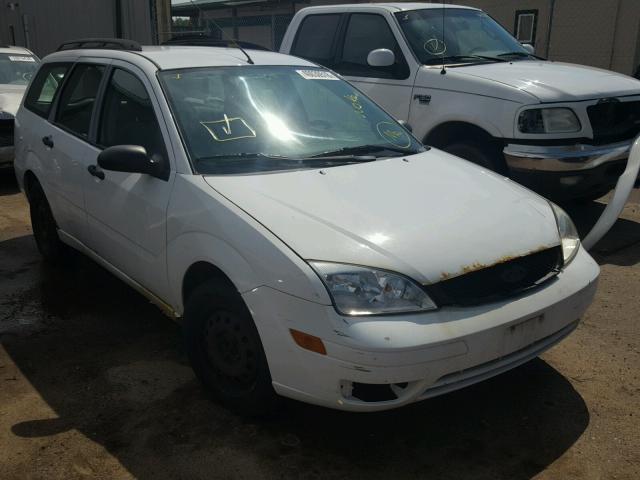 1FAFP36N37W229750 - 2007 FORD FOCUS ZXW WHITE photo 1