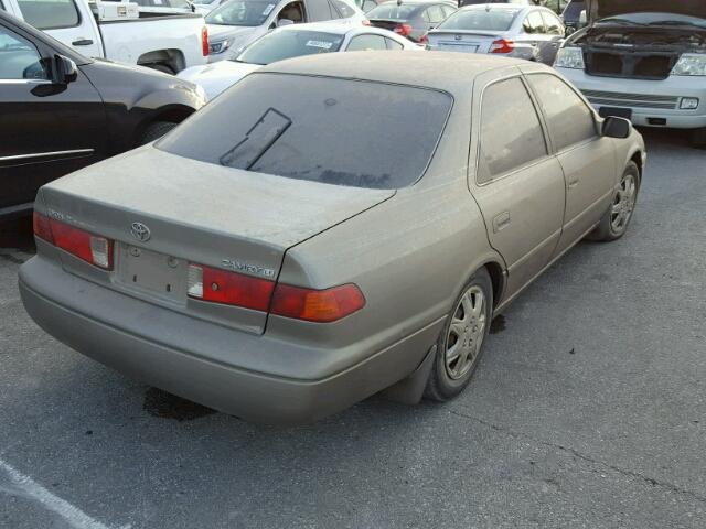 JT2BG22K710542124 - 2001 TOYOTA CAMRY CE SILVER photo 4