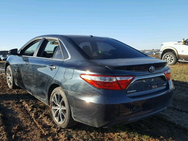 4T1BF1FKXGU162660 - 2016 TOYOTA CAMRY CHARCOAL photo 3