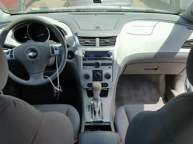 1G1ZC5EU3CF379545 - 2012 CHEVROLET MALIBU 1LT 银色 照片 9