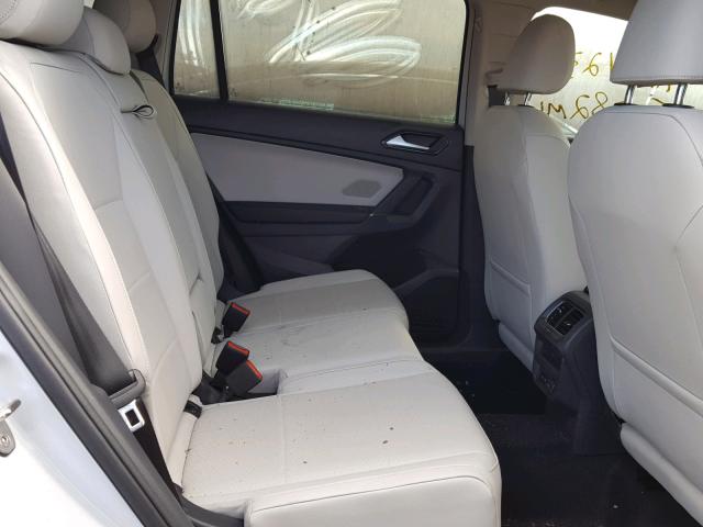 3VV2B7AX8JM028247 - 2018 VOLKSWAGEN TIGUAN SE Білий фото 6