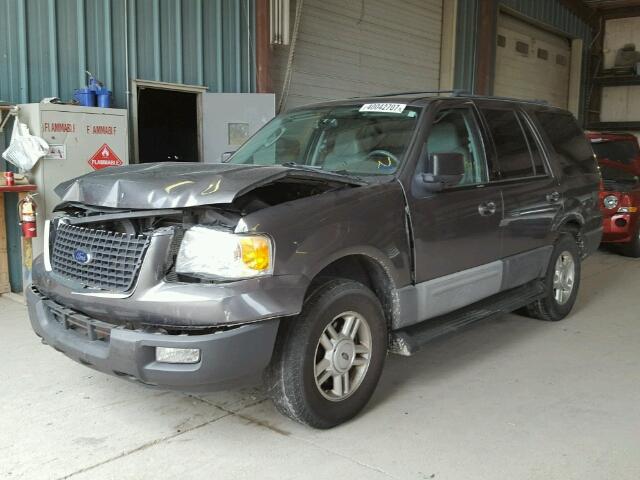 1FMFU16L44LB76345 - 2004 FORD EXPEDITION GRAY photo 2