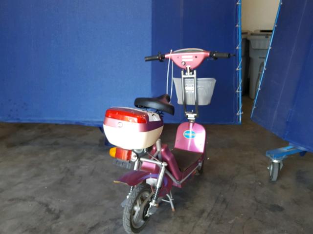 818967009216 - 2004 OTHE MOPED PINK photo 4