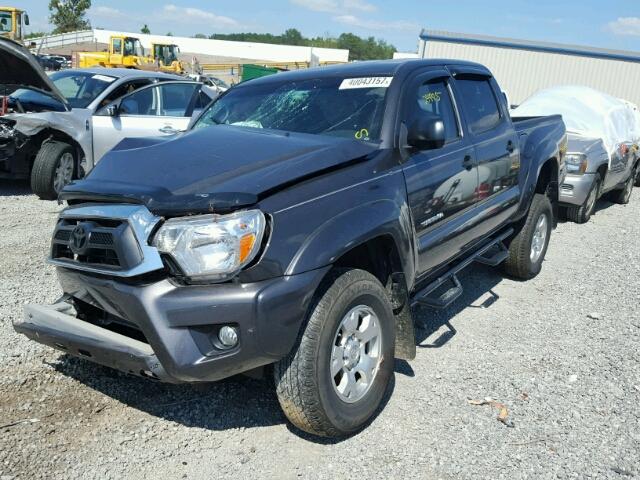 5TFJU4GN4FX089041 - 2015 TOYOTA TACOMA DOU CHARCOAL photo 2