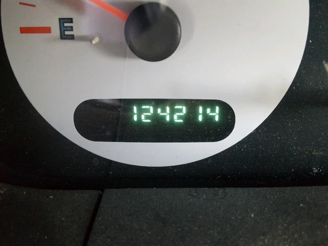 1C4GP45R54B564438 - 2004 CHRYSLER TOWN & COU 银色 照片 8