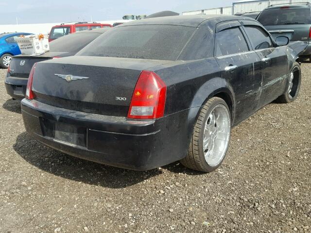 2C3KA43R46H363806 - 2006 CHRYSLER 300 BLACK photo 4