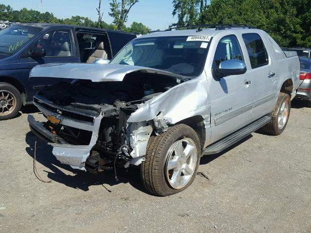 3GNMCEE01CG178599 - 2012 CHEVROLET AVALANCHE RED photo 2