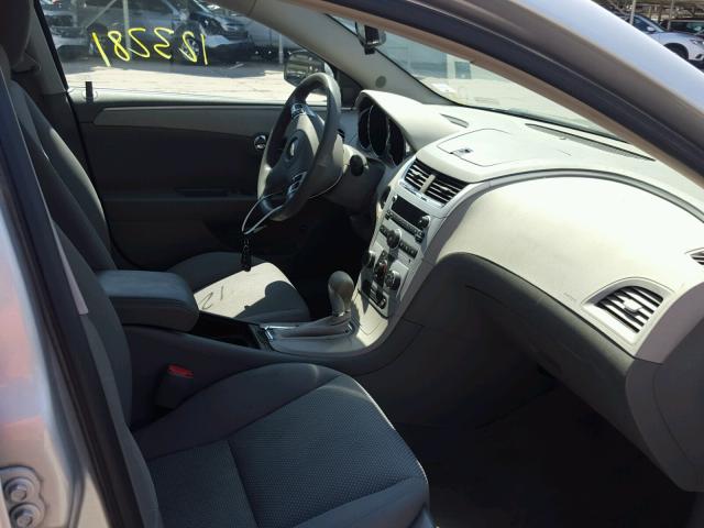 1G1ZH57B69F240306 - 2009 CHEVROLET MALIBU 1LT 银色 照片 5