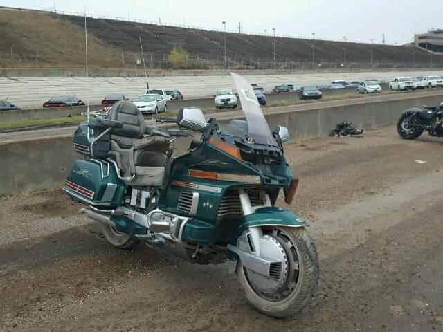 1HFSC2260TA800492 - 1996 HONDA GL1500 GREEN photo 1