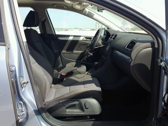 WVWDA7AJ8BW169357 - 2011 VOLKSWAGEN GOLF BLUE photo 5