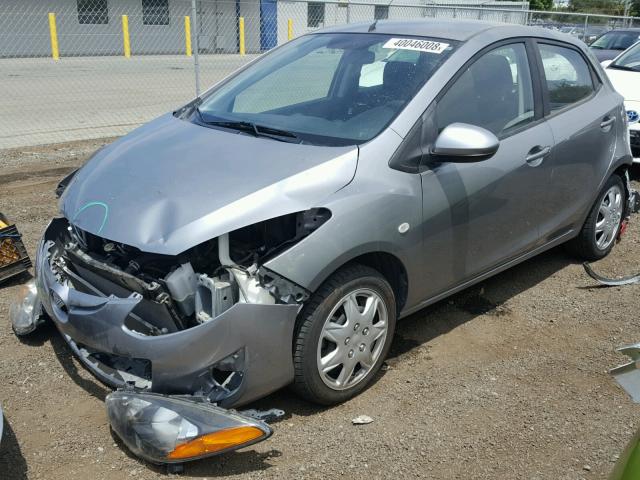 JM1DE1KZ3E0178643 - 2014 MAZDA MAZDA2 SPO GRAY photo 2