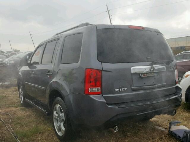 5FNYF3H55CB003629 - 2012 HONDA PILOT GRAY photo 3